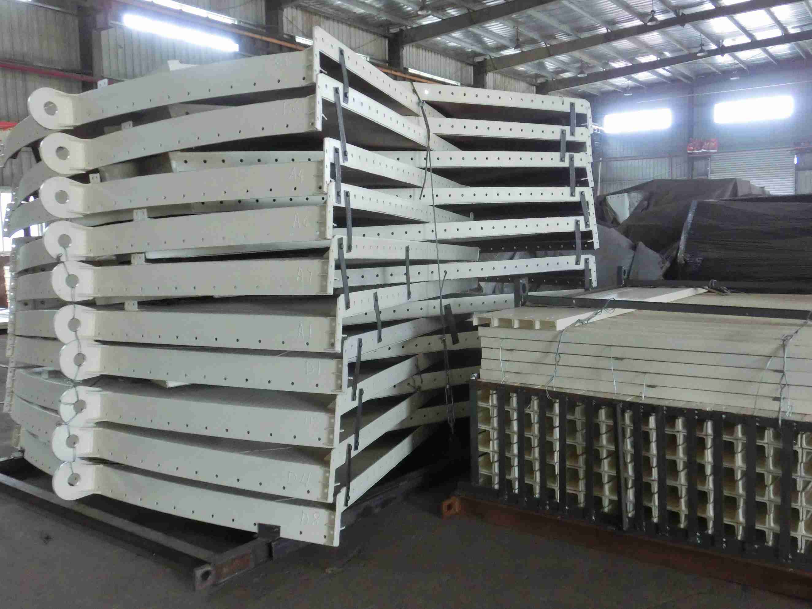 Bolted type sheet steel cement silos