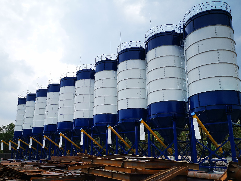 Concrete Hopper Bottom Silo with Pressure Relief Valve